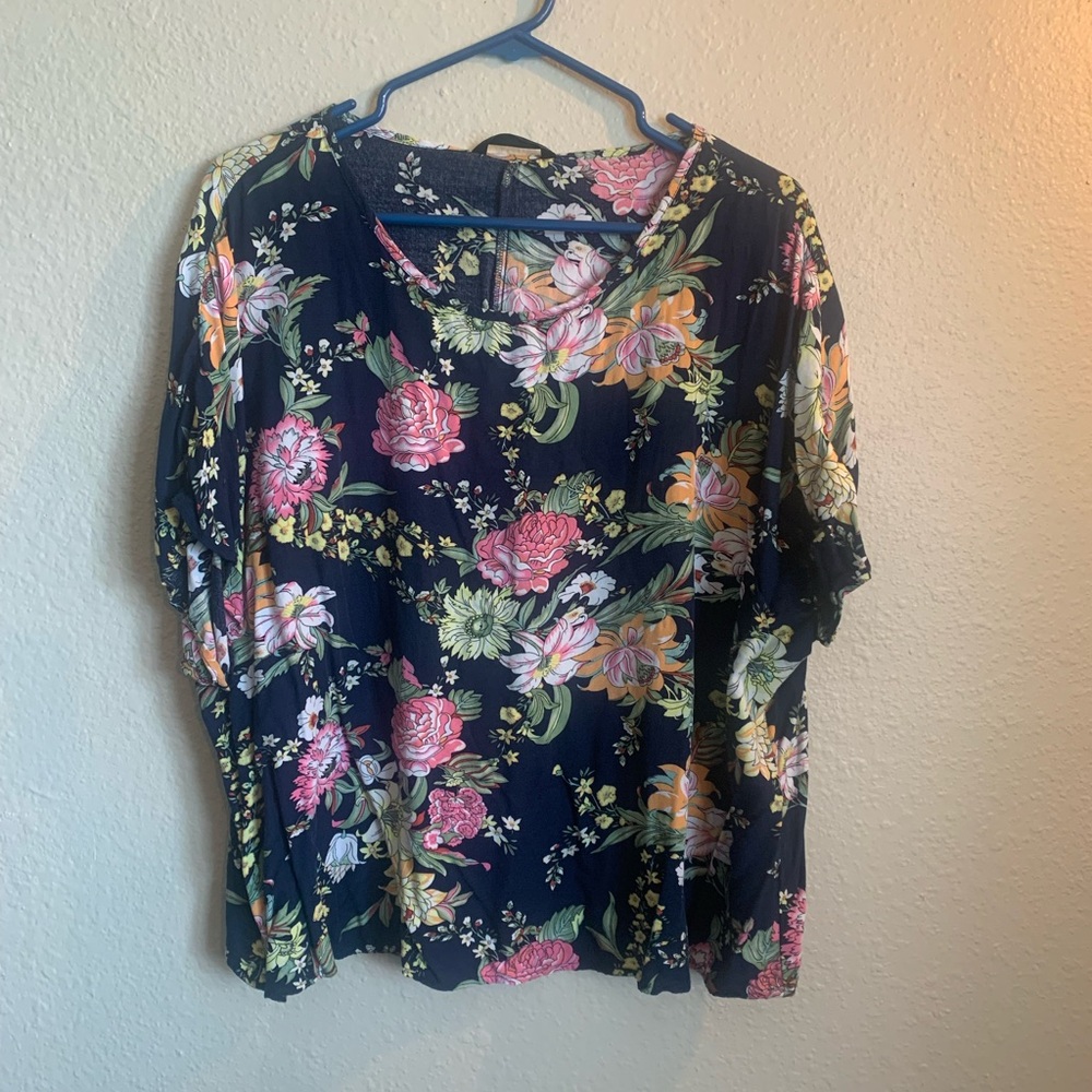 SHEIN Floral Navy Women's Top
